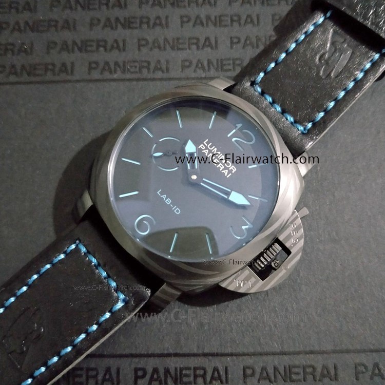 Panerai PAM 700 Luminor 1950 LAB-ID Carbotech Watch Panerai PAM 700 Luminor 1950 LAB-ID Carbotech Watch
